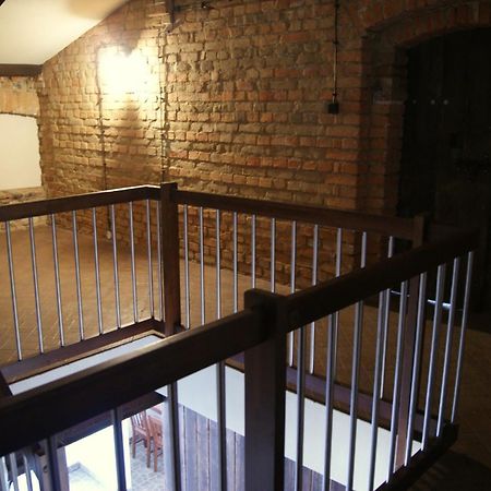 Hotel Agroturystyka Stajnia Rusinowo Tuczno Exterior foto